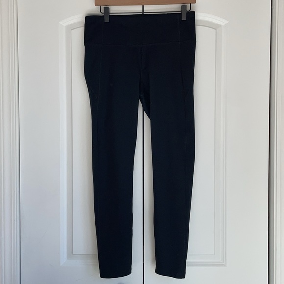 Under Armour High Rise Reflect Leggings - excellent condition like new - Picture 4 of 7